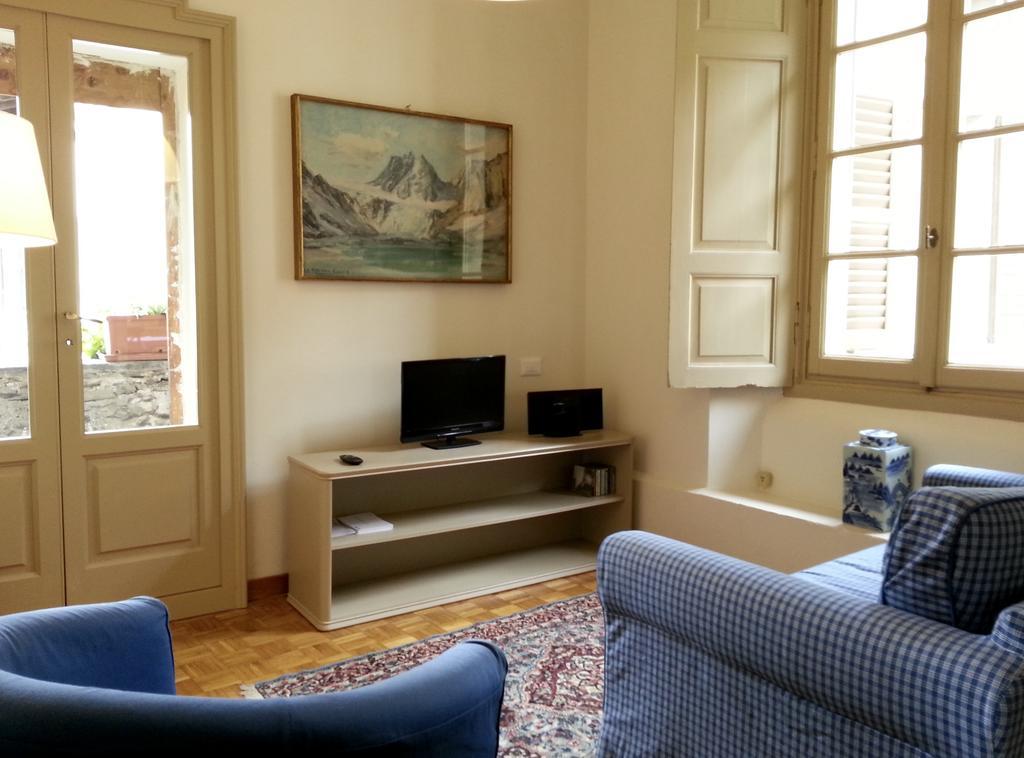 Apartamento Il Granaio Di Palazzo Guicciardi San Bernardo  Exterior foto