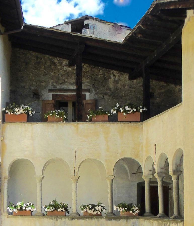 Apartamento Il Granaio Di Palazzo Guicciardi San Bernardo  Exterior foto